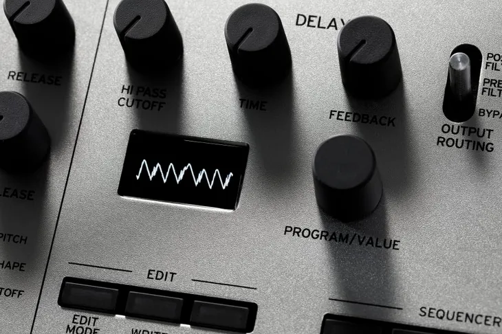 korg-minilogue-syntezator-stan-nowy