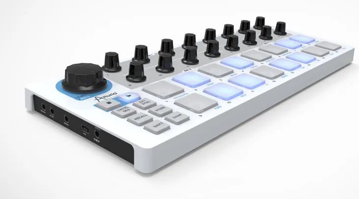 arturia-beatstep-kontroler-midi-usb
