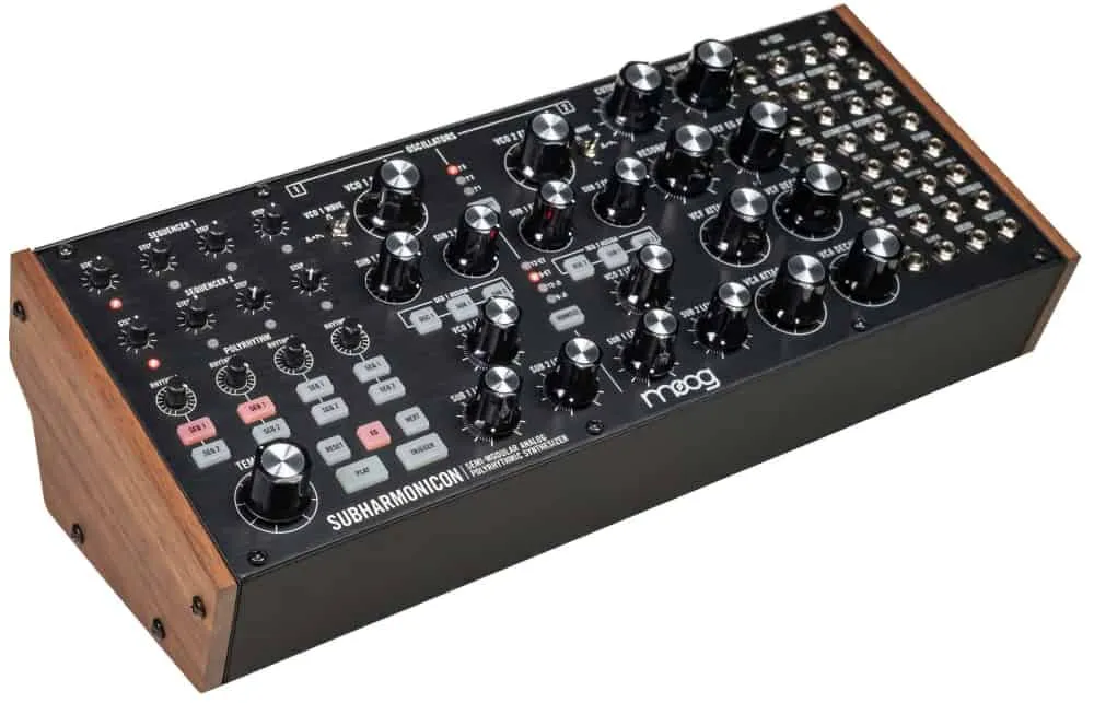 moog-subharmonicon-syntezator