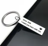 brelok-z-tabliczka-drive-safe-stan-nowy