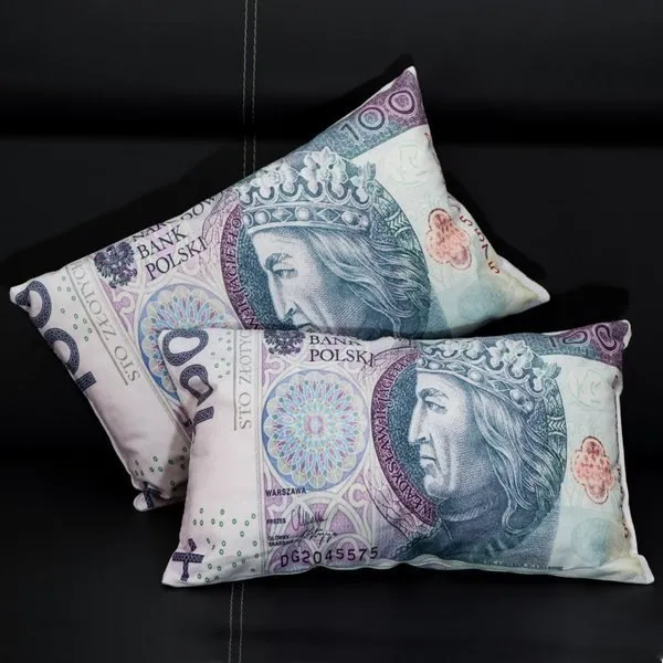 poduszka-stowka-100-pln