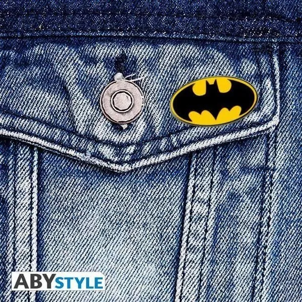 przypinka-dc-comics-batman-kolor-inny-kolor