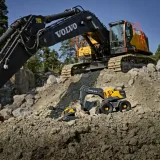 dickie-koparka-volvo-construction-material-inny