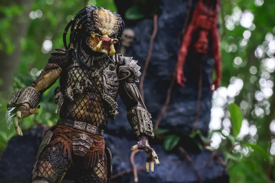 predator-i-plakat-100x70-cm