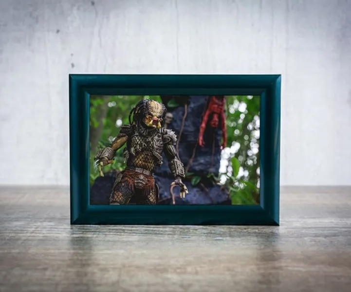predator-i-plakat-100x70-cm