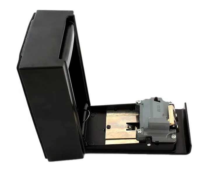 ag613a-sejf-na-klucze-waga-z-opakowaniem-1-kg-stan-nowy