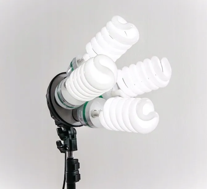 softbox-octa-65cm-na-4-zarowki-typu-e27-ksztalt-oktagonalny