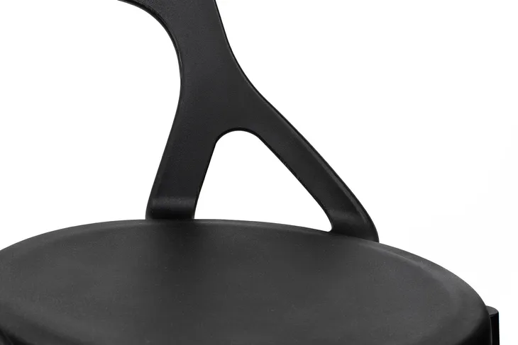 krzeslo-form-czarne-wysokosc-siedziska-45-cm