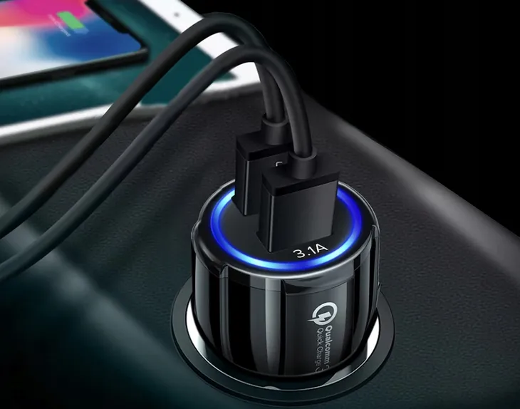 szybka-ladowarka-samochodowa-quick-charge-3-0-usb-stan-nowy