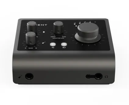 audient-id4-mkii-interfejs-audio-usb-2in2out-model-id4-mkii