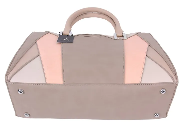 elegancki-bezowy-kuferek-primark-stan-nowy-kolor-bezowy