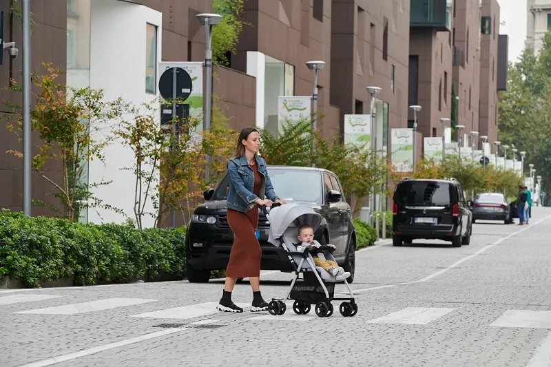 chicco-wozek-ohlala-3-sloth-in-space