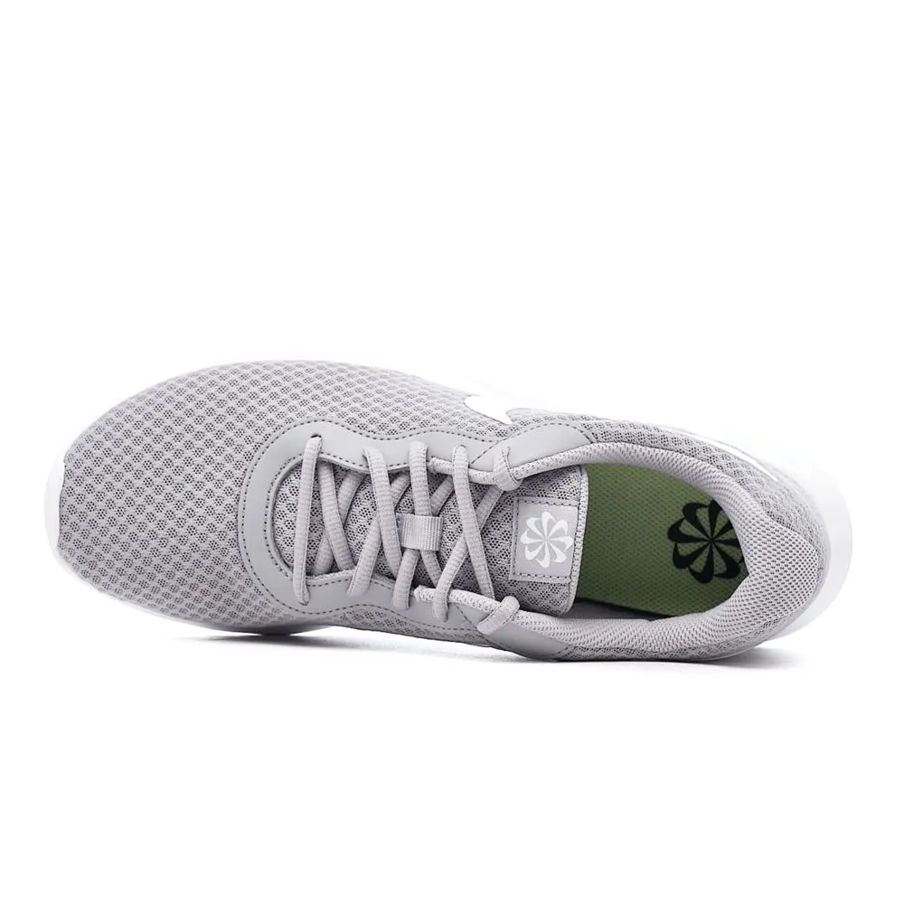 nike-tanjun-dj6258-002-43