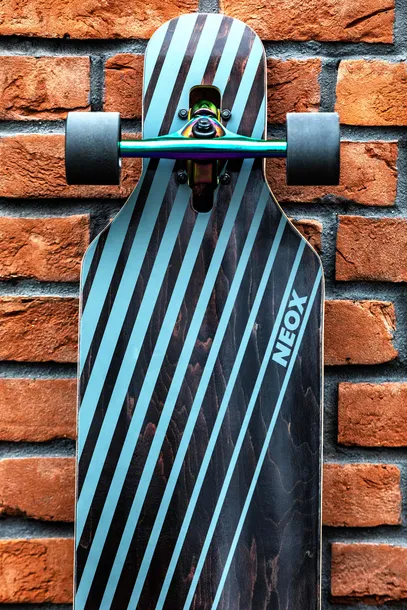 longboard-raven-neox-stan-nowy-srednica-kol-70-mm