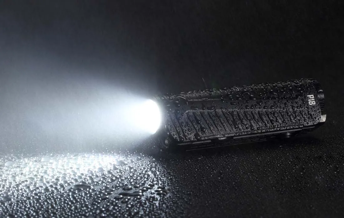 latarka-nitecore-p18-1800lm