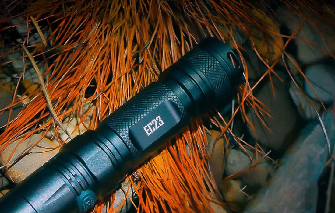 latarka-nitecore-ec23-1800lm