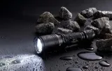 latarka-nitecore-ef1-830lm-waga-z-opakowaniem-0-3-kg