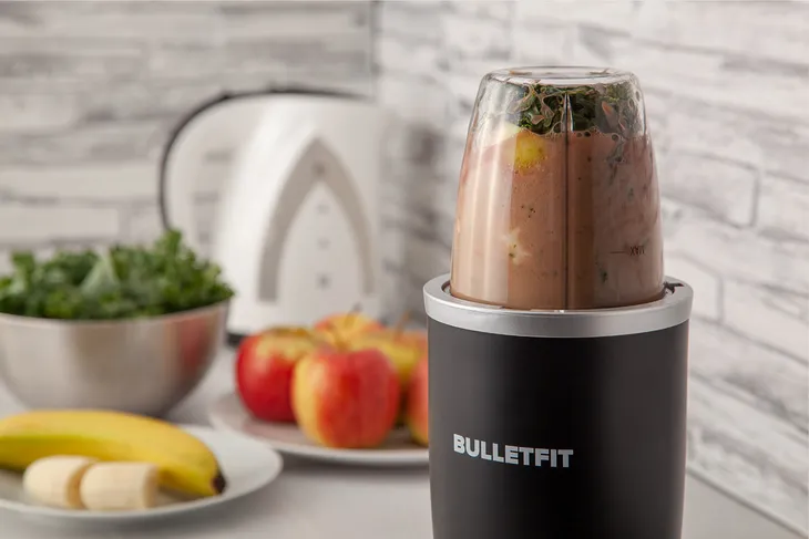 nutri-blender-do-koktajli-personalny-bln700-eldom-pojemnosc-kielicha-0-6-l