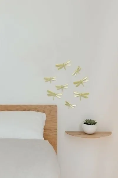 umbra-dekoracja-scienna-wallflutter-mosiadz
