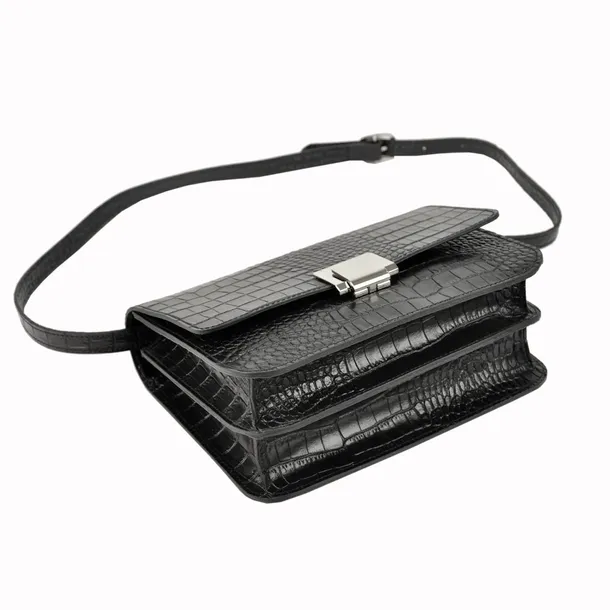 damska-torebka-ze-skory-naturalnej-luka-19-09-coco-stan-nowy-wysokosc-19-cm