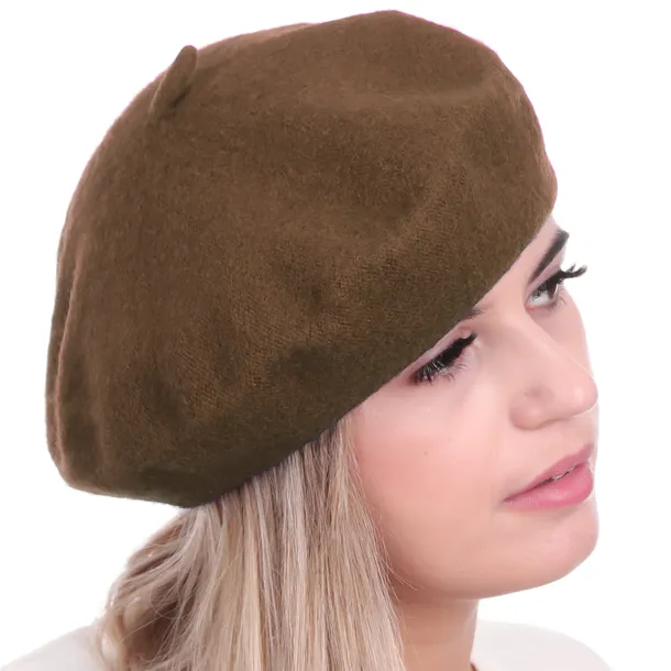beret-damski-w-stylu-francuskim-stan-nowy