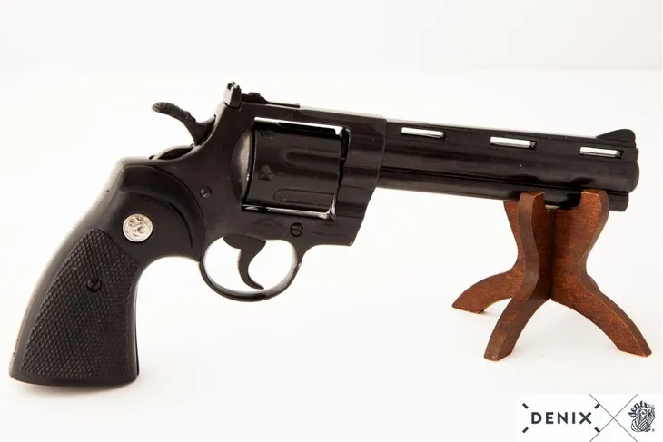 replika-amerykanski-rewolwer-python-magnum-6-denix-model-1050-waga-z-opakowaniem-1-3-kg