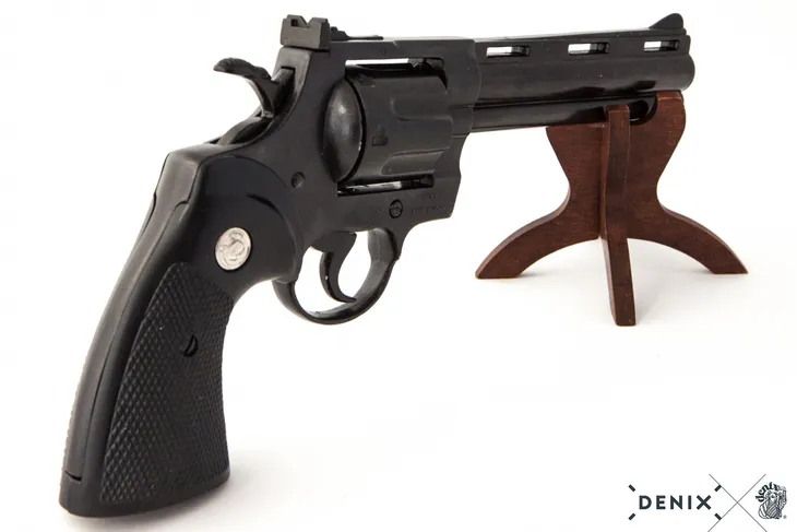 replika-amerykanski-rewolwer-python-magnum-6-denix-model-1050-waga-z-opakowaniem-1-3-kg