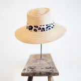 kapelusz-simple-cheetah-stan-nowy