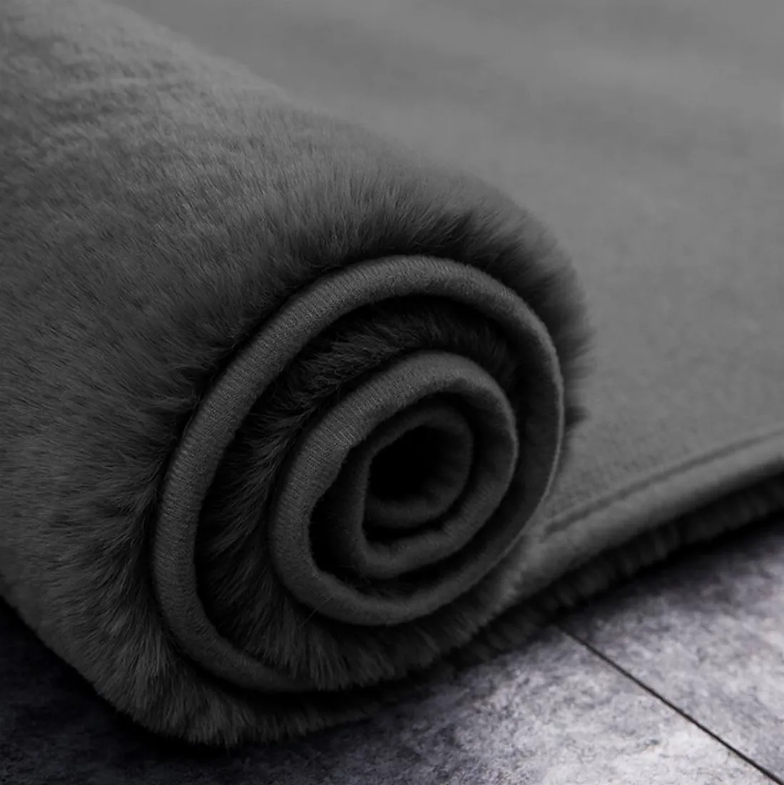 dywan-rabbit-strado-140x190-deepgrey-szary