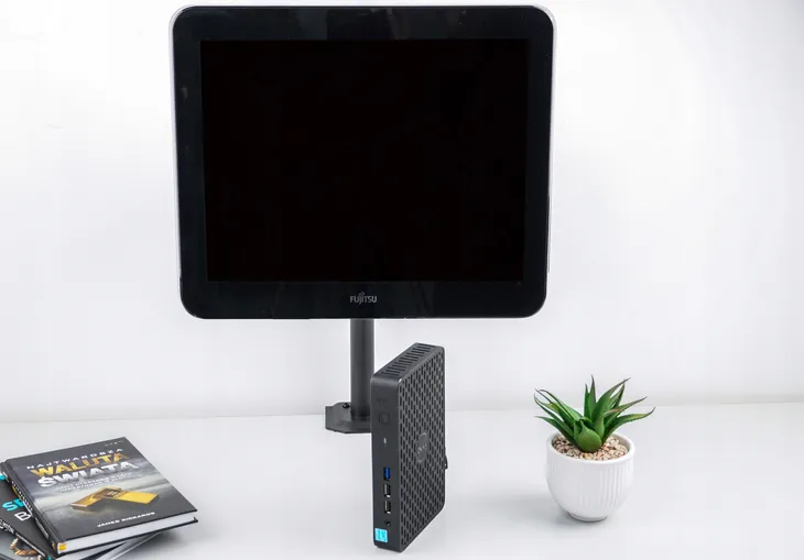 monitor-fujitsu-lcd-15-kable-marka-inna