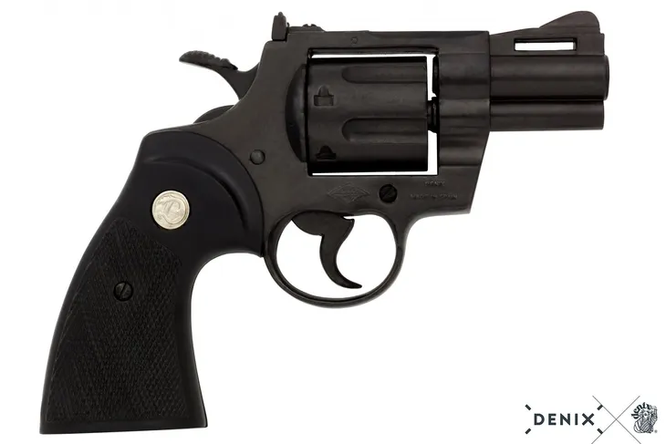 replika-amerykanski-rerwolwer-python-magnum-2-denix-model-1062-waga-z-opakowaniem-1-1-kg