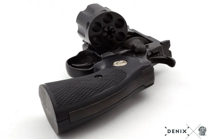 replika-amerykanski-rerwolwer-python-magnum-2-denix-model-1062-waga-z-opakowaniem-1-1-kg