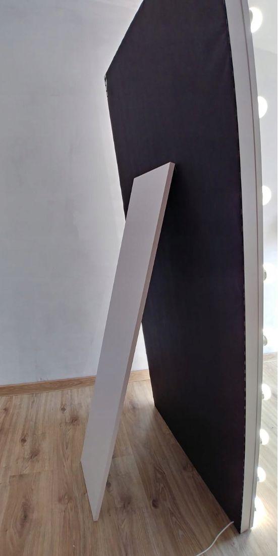 lustro-white-do-makijazu-makeupu-160x60