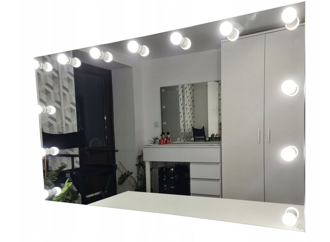 lustro-silver-do-makijazu-makeupu-140x80-stan-nowy