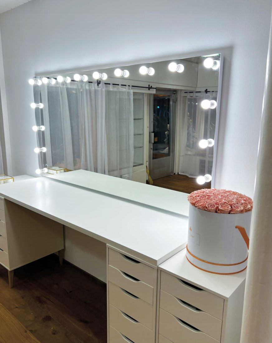 lustro-silver-do-makijazu-makeupu-200x100-stan-nowy