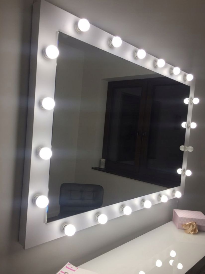 lustro-white-do-makijazu-makeupu-150x100-stan-nowy