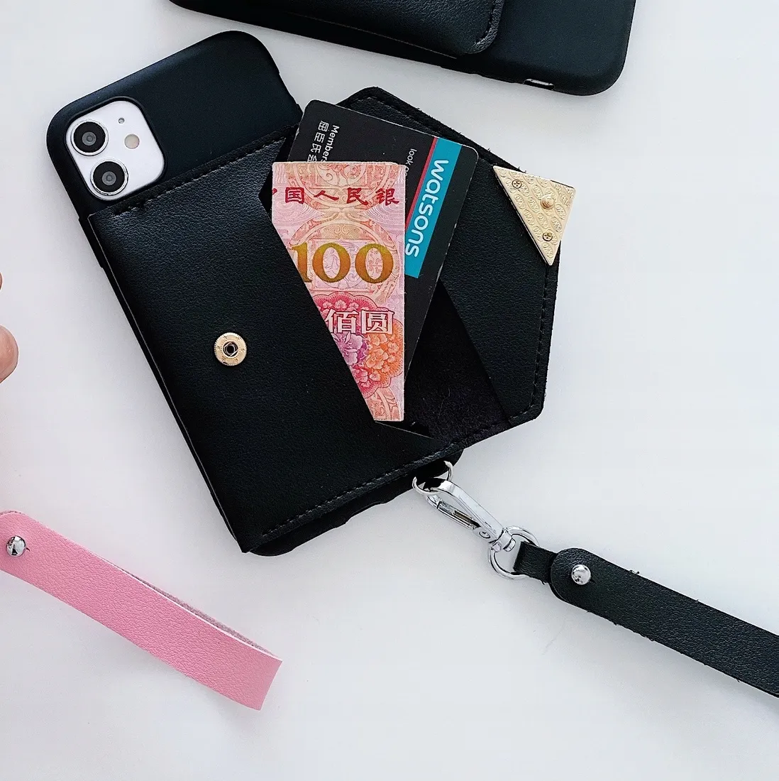 etui-portfel-serce-do-iphone-13-pro-6-1-stan-nowy