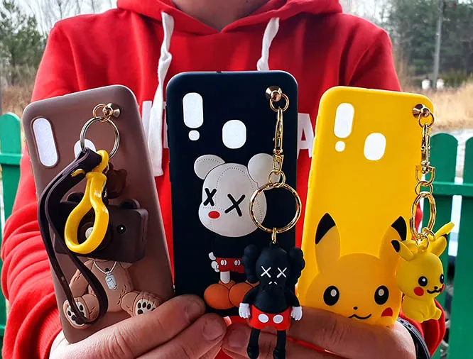 etui-mis-z-brelokiem-do-iphone-13-pro-6-1-material-tworzywo-sztuczne