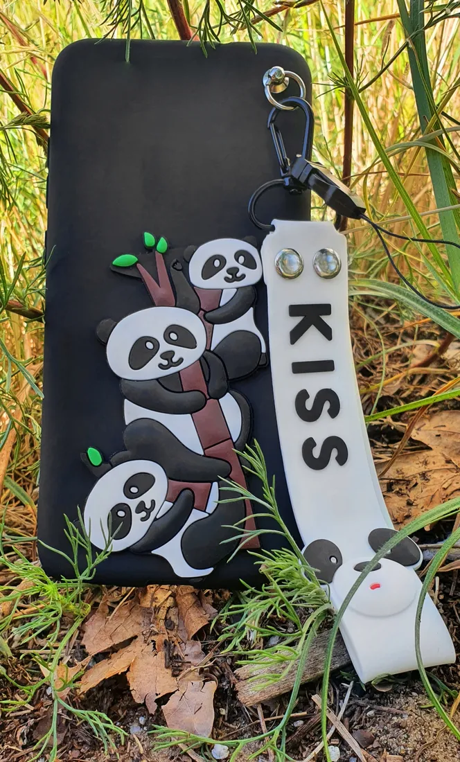 etui-panda-ze-smycza-do-iphone-8-8-plus-stan-nowy