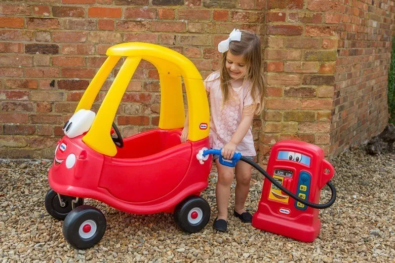 samochod-cozy-coupe-czerwony-stan-nowy