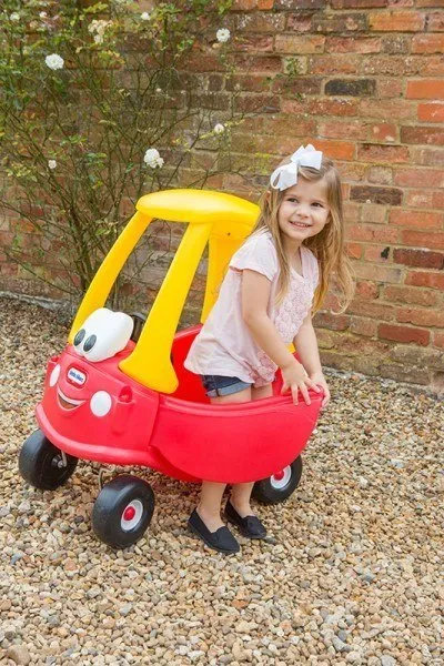 samochod-cozy-coupe-czerwony-wiek-dziecka-3-lata-stan-nowy