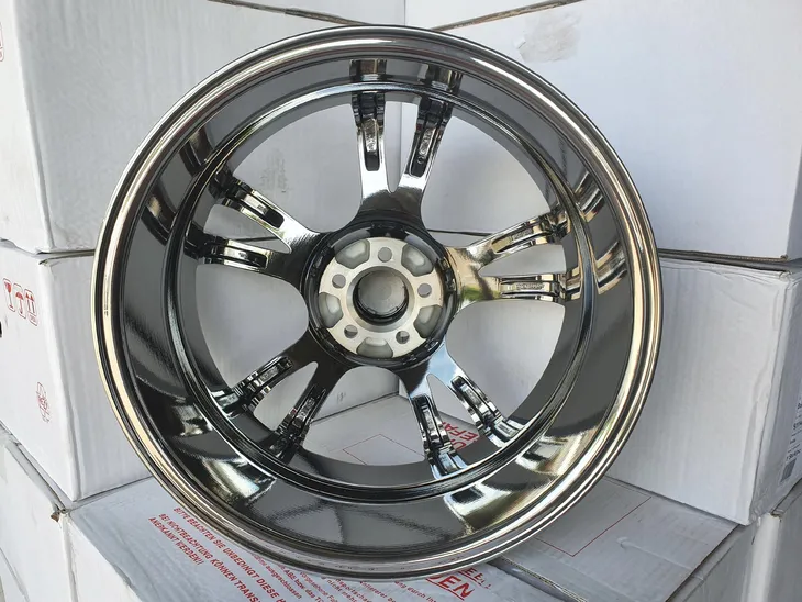 nowe-alufelgi-subaru-18-outback-otwor-centralny-mm-561
