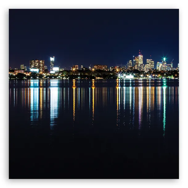 obraz-na-plotnie-miasto-noca-80x80-sposob-wykonania-druk-cyfrowy