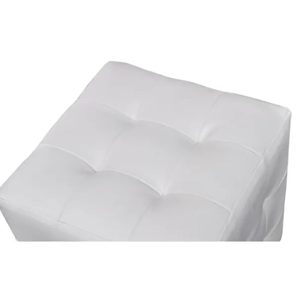 taborety-w-ksztalcie-kostek-biale-kolekcja-inne