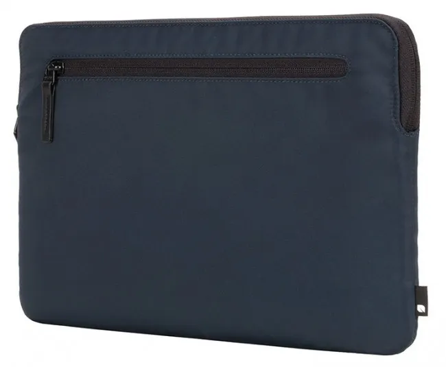 incase-compact-sleeve-in-flight-nylon-macbook-pro