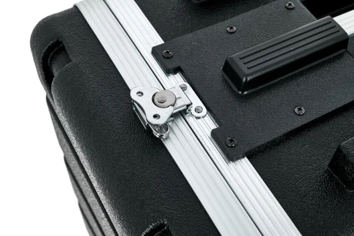 walizka-thomann-rack-case-6u-marka-thomann