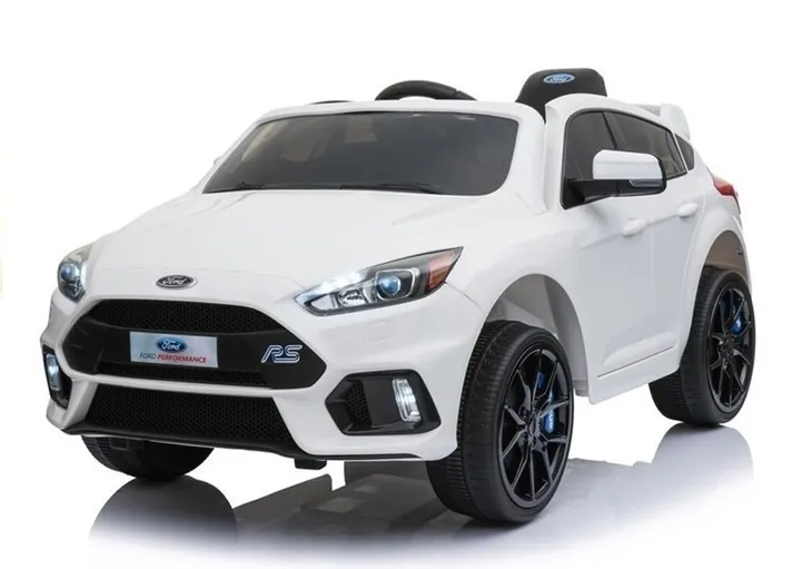 auto-na-akumulator-ford-focus-rs-biale