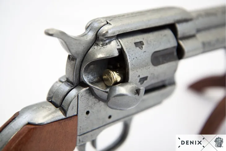 replika-rewolweru-peacemaker-denix-model-1106-g-waga-z-opakowaniem-1-3-kg