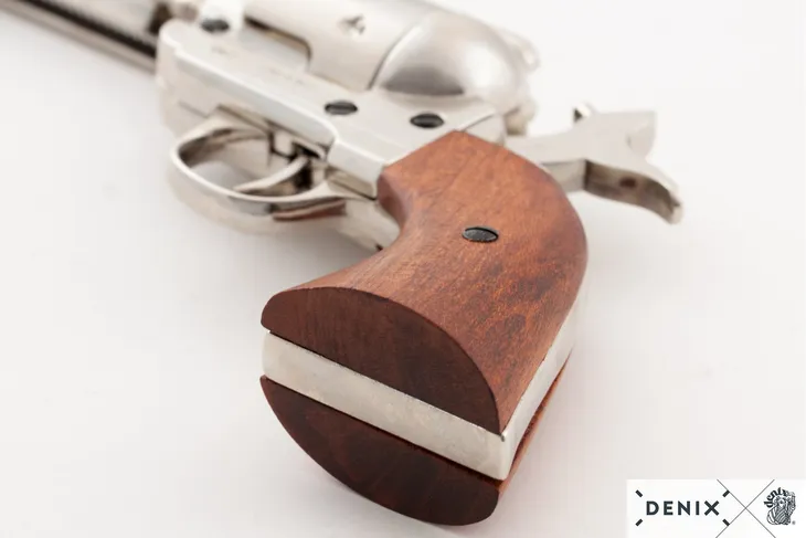 replika-rewolwer-peacemaker-s-colt-denix-model-1106-nq-waga-z-opakowaniem-1-3-kg
