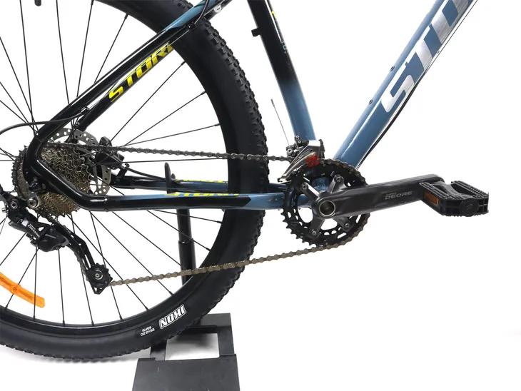 rower-mtb-storm-shark-8-0-29-deore-outlet-material-ramy-aluminium